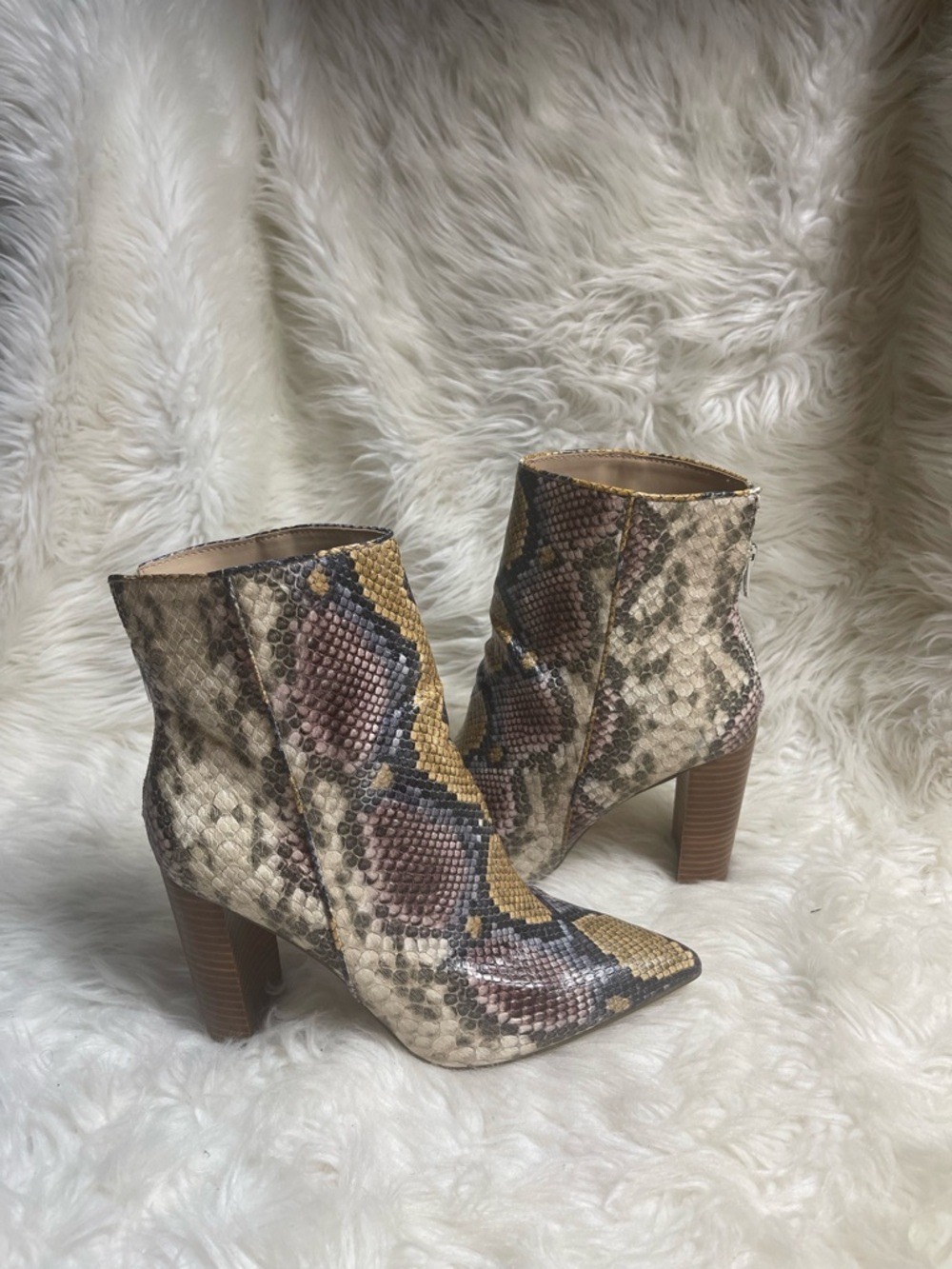 Steve Madden Synthetic Snake-Print Multi Color pointed Toe Ankle Boots SZ10M